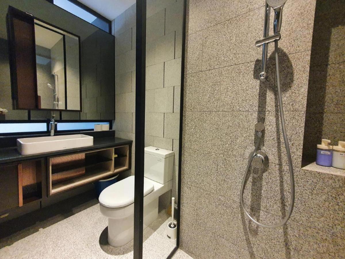 Scarletz Suites Klcc By Luxe Suites Куала-Лумпур Екстер'єр фото